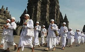 Orang Beragama Hindu Beribadah Di